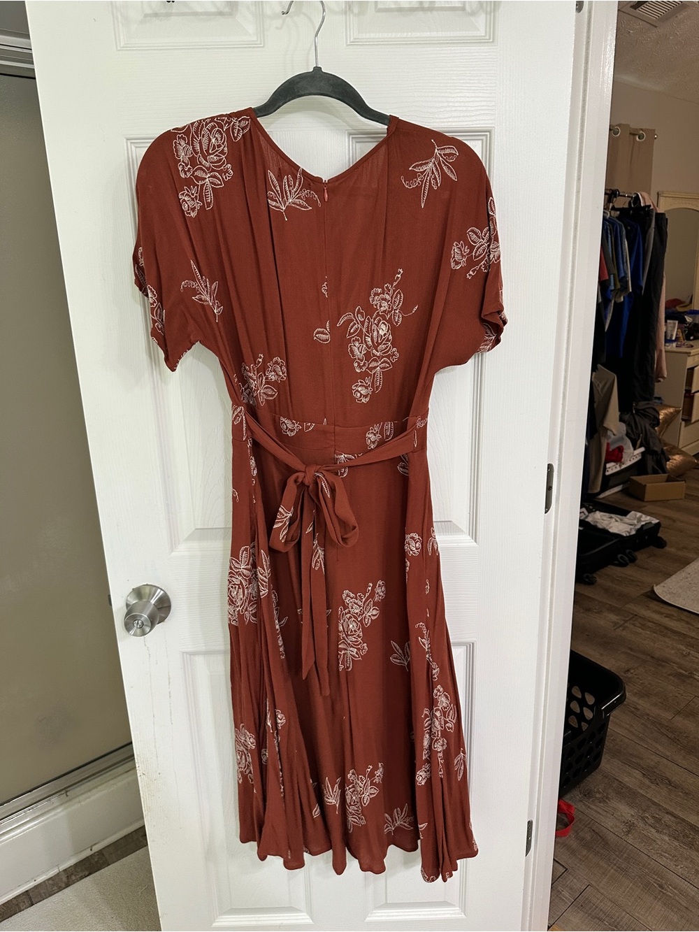Roolee Rust Floral Maxi Dress with White Print - Picture 2 of 3